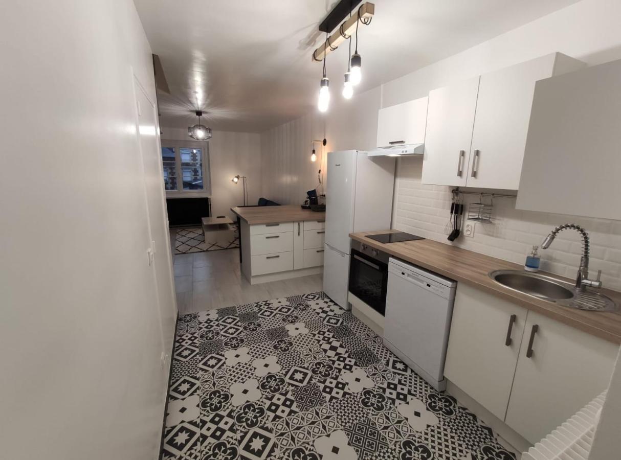 Appartement Superbe Duplex en plein cœur de Crépy-en-Valois Extérieur photo